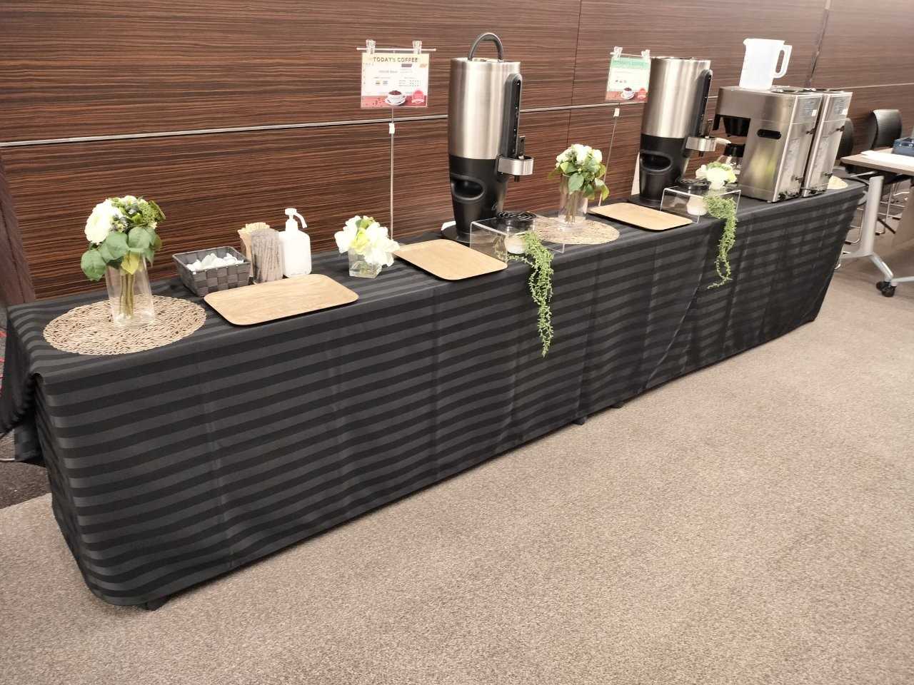 ホワイエでのコーヒー提供
